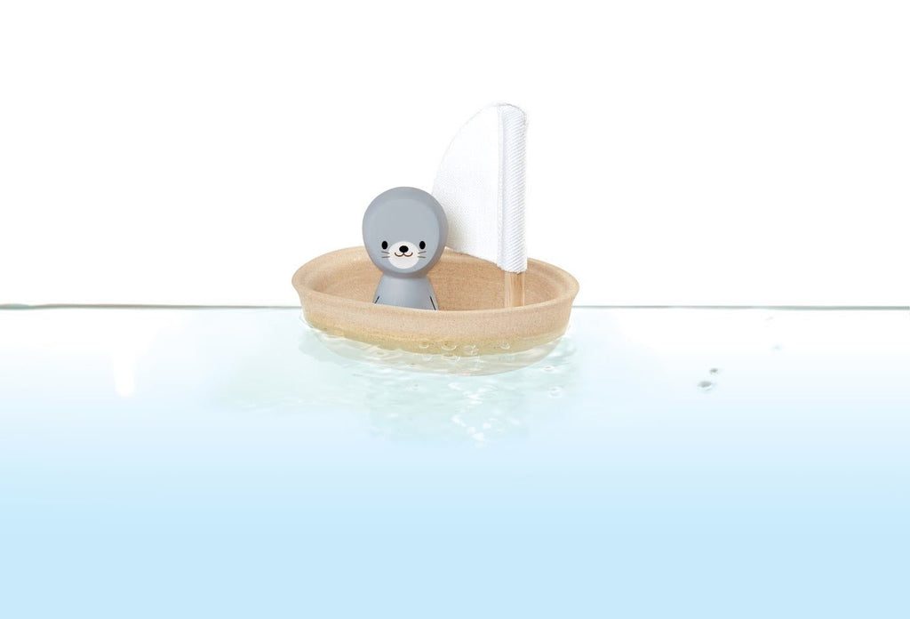 PlanToys Sailing Boat-Seal - The Mini Branch