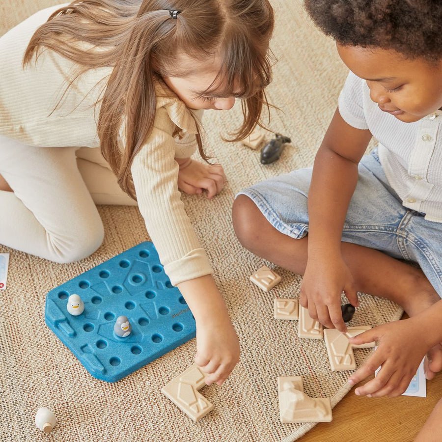 PlanToys Finding Penguin Game - The Mini Branch